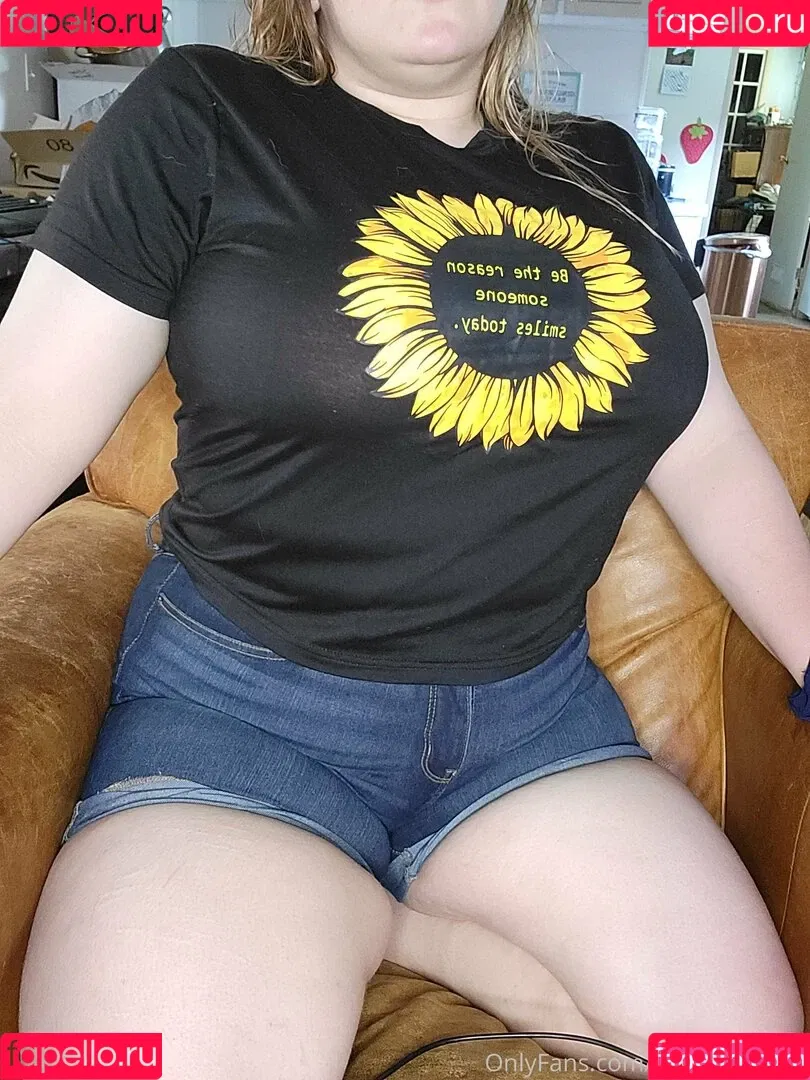 feedistdani Onlyfans Photo Gallery 