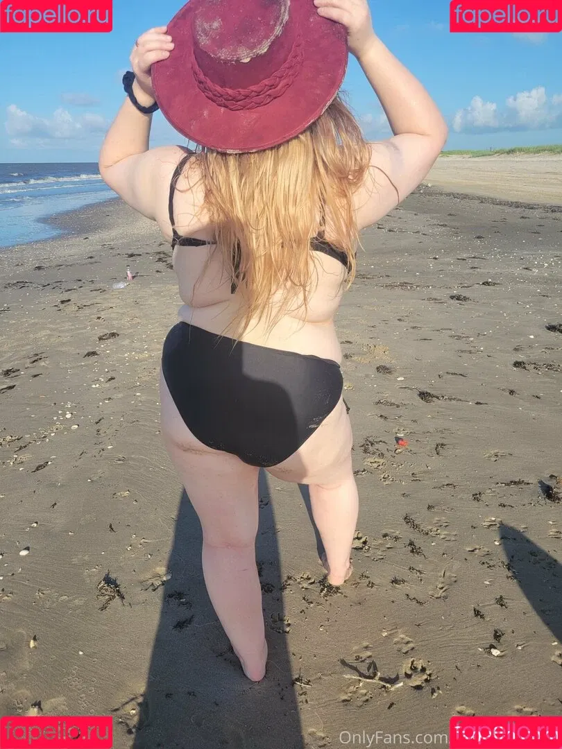 feedistdani Onlyfans Photo Gallery 