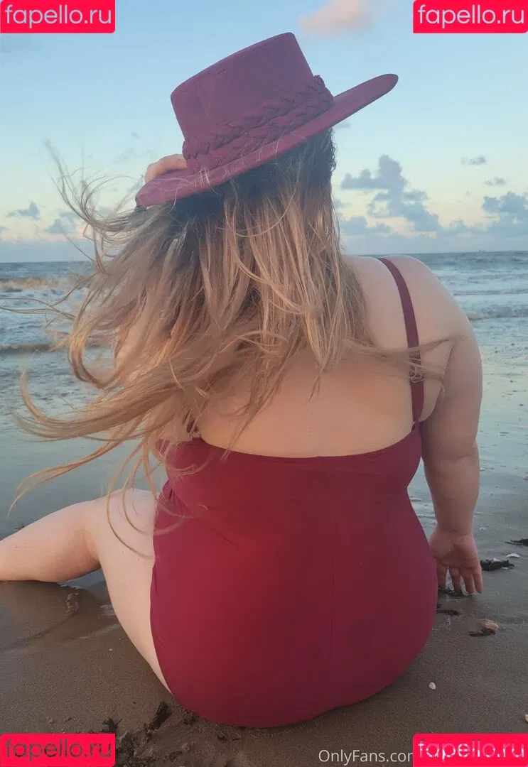 feedistdani Onlyfans Photo Gallery 