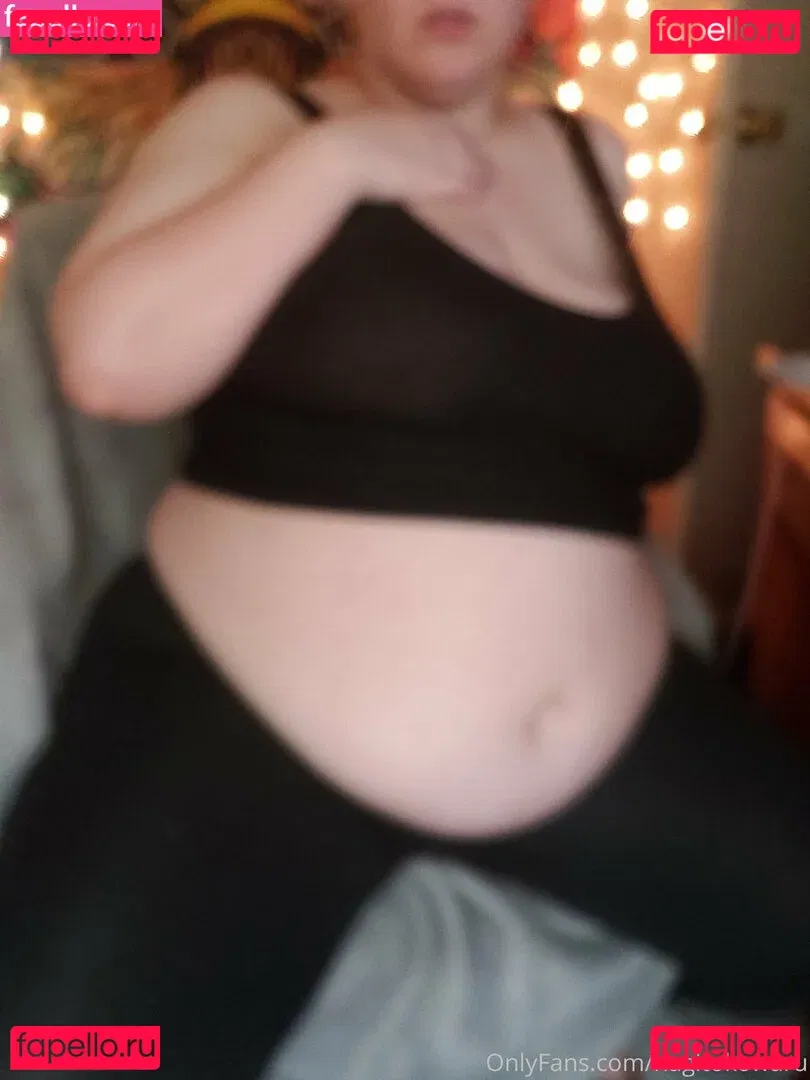 feedistdani Onlyfans Photo Gallery 