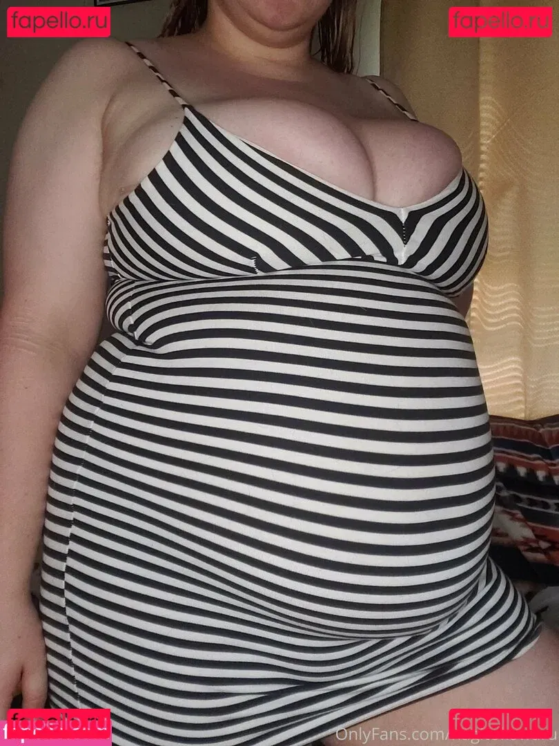 feedistdani Onlyfans Photo Gallery 