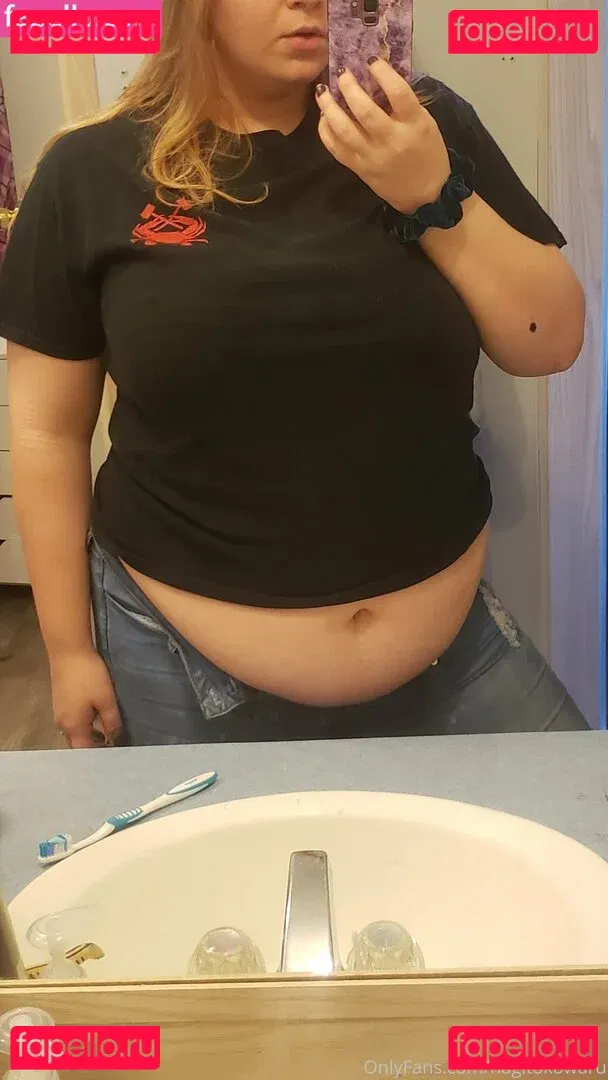 feedistdani Onlyfans Photo Gallery 