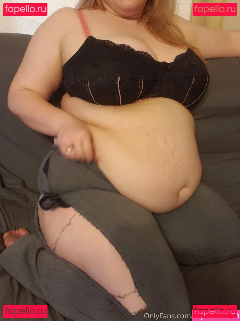 feedistdani Onlyfans Photo Gallery 