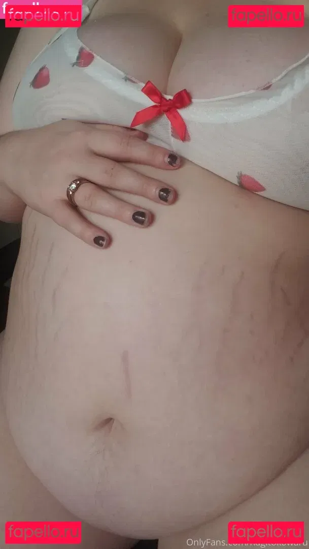 feedistdani Onlyfans Photo Gallery 