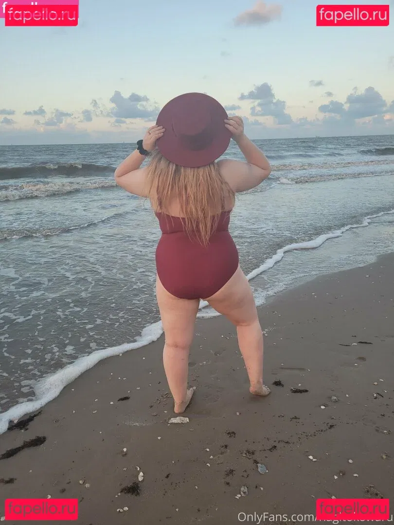 feedistdani Onlyfans Photo Gallery 