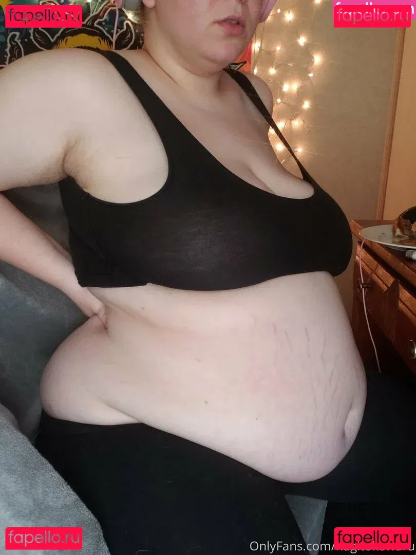 feedistdani Onlyfans Photo Gallery 