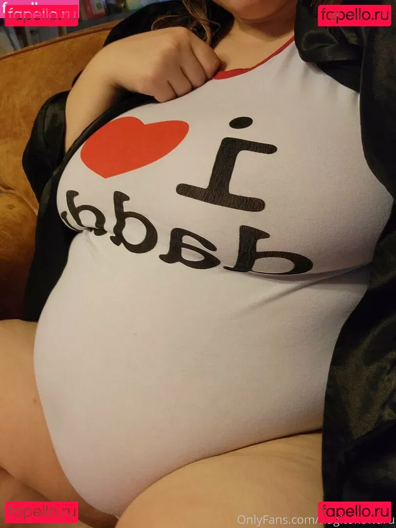 feedistdani Onlyfans Photo Gallery 