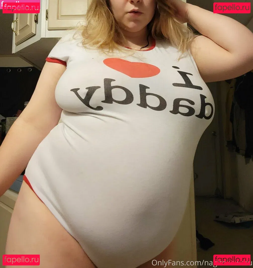 feedistdani Onlyfans Photo Gallery 