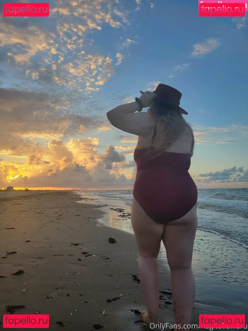 feedistdani Onlyfans Photo Gallery 