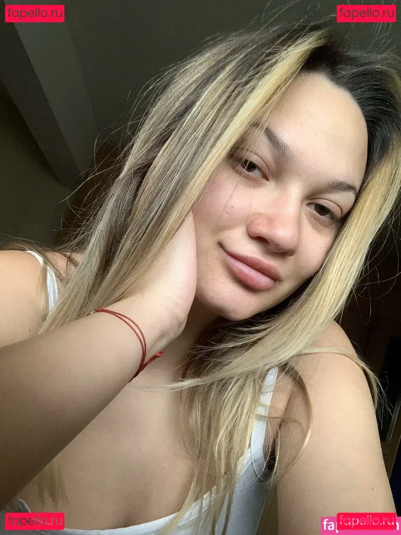 XxkityxX Onlyfans Photo Gallery 