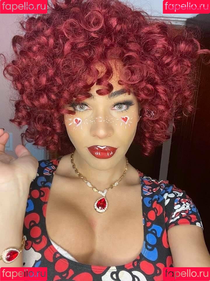 Dr. Persephone Onlyfans Photo Gallery 