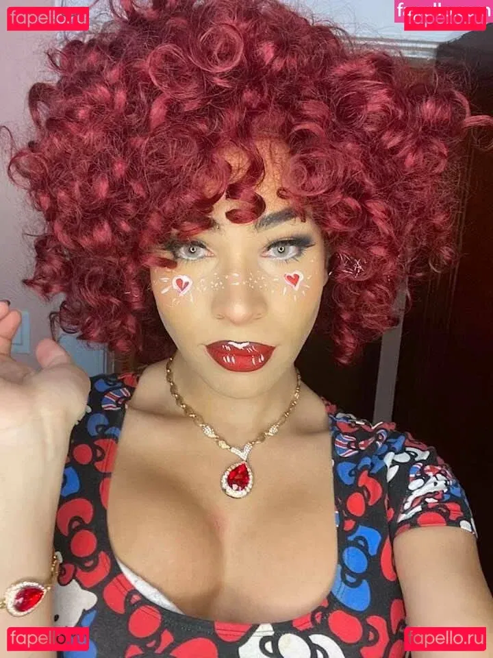 Dr. Persephone Onlyfans Photo Gallery 