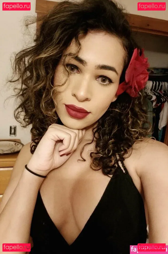 Dr. Persephone Onlyfans Photo Gallery 