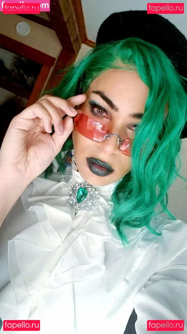 Dr. Persephone Onlyfans Photo Gallery 