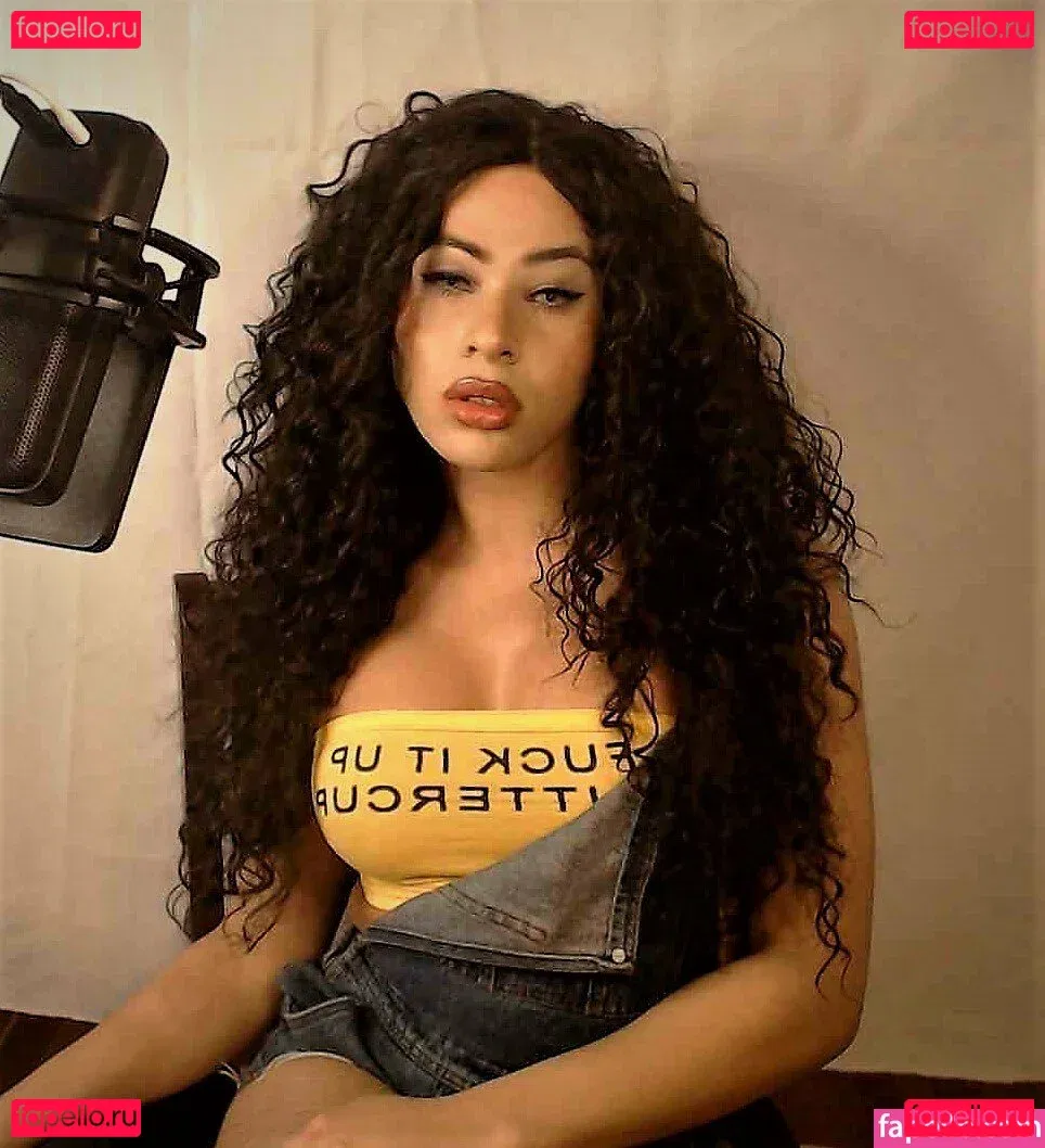 Dr. Persephone Onlyfans Photo Gallery 