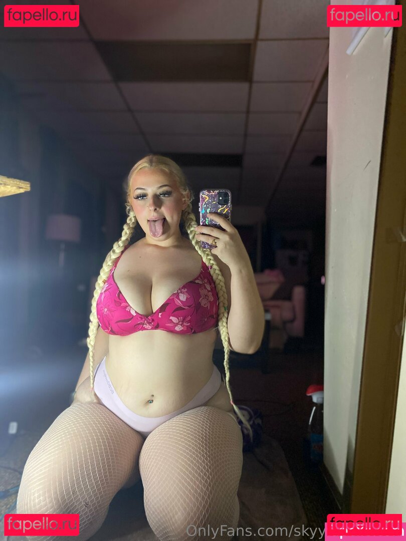 skyysprettyself Nude Onlyfans Photo 5
