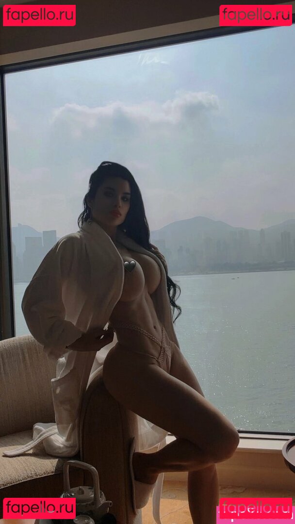 Nadia Palik Nude Onlyfans Photo 7