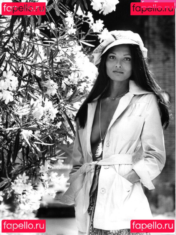 Laura Gemser Nude Onlyfans Photo 20