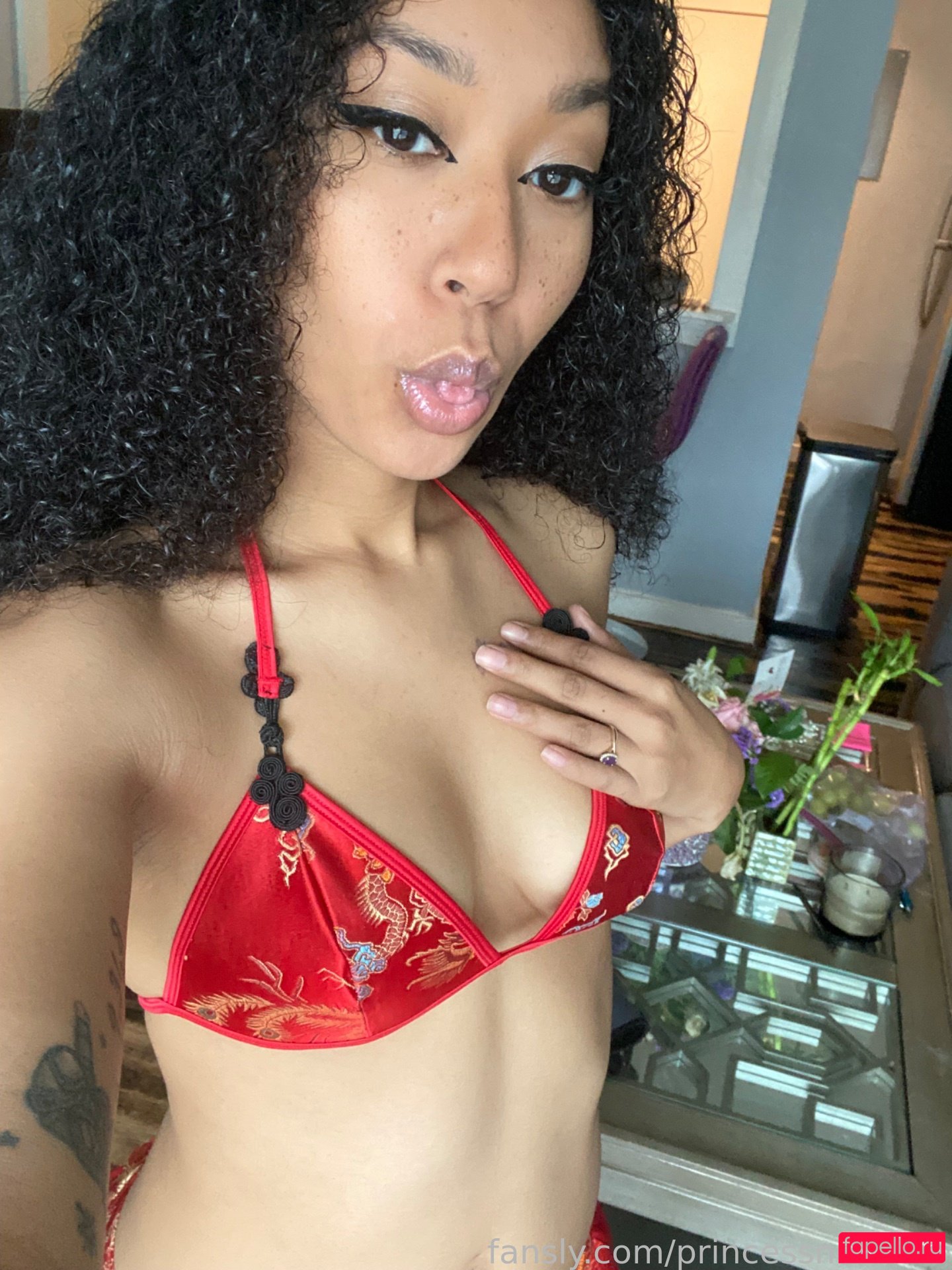 mulattodrips Onlyfans Photo Gallery 