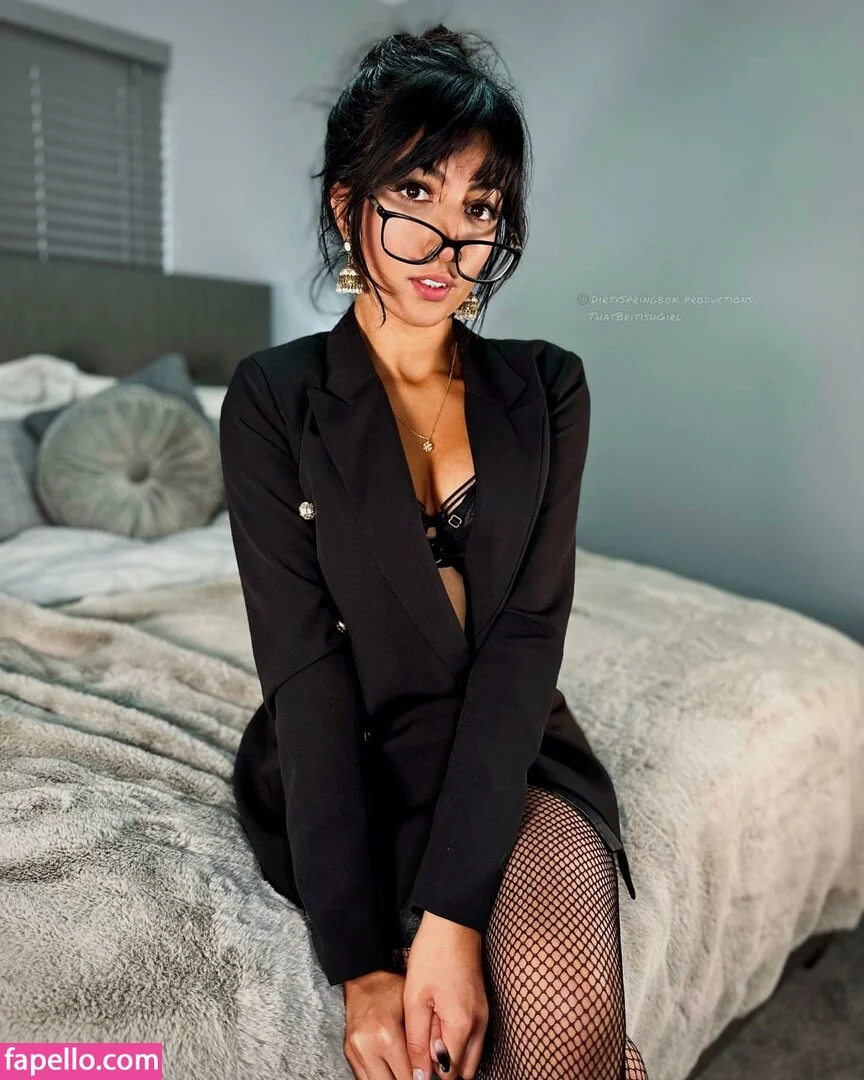 Aaliyah Yasin Onlyfans Photo Gallery 