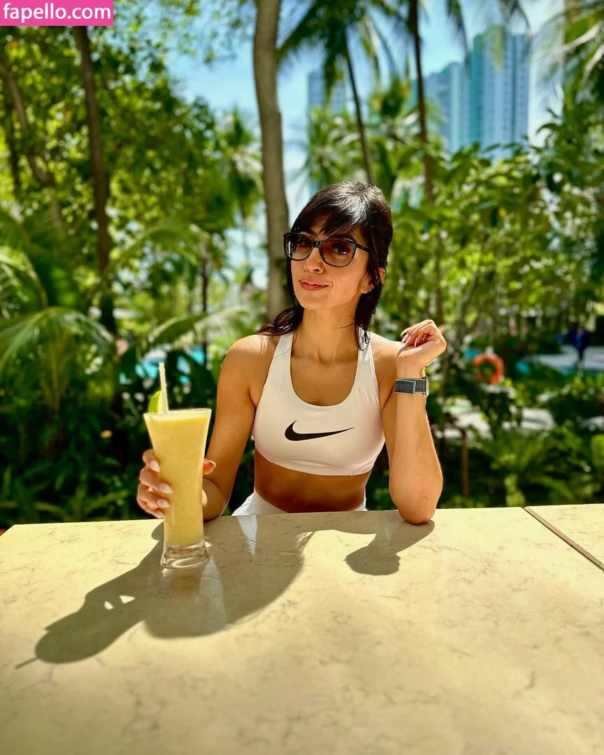 Aaliyah Yasin Onlyfans Photo Gallery 