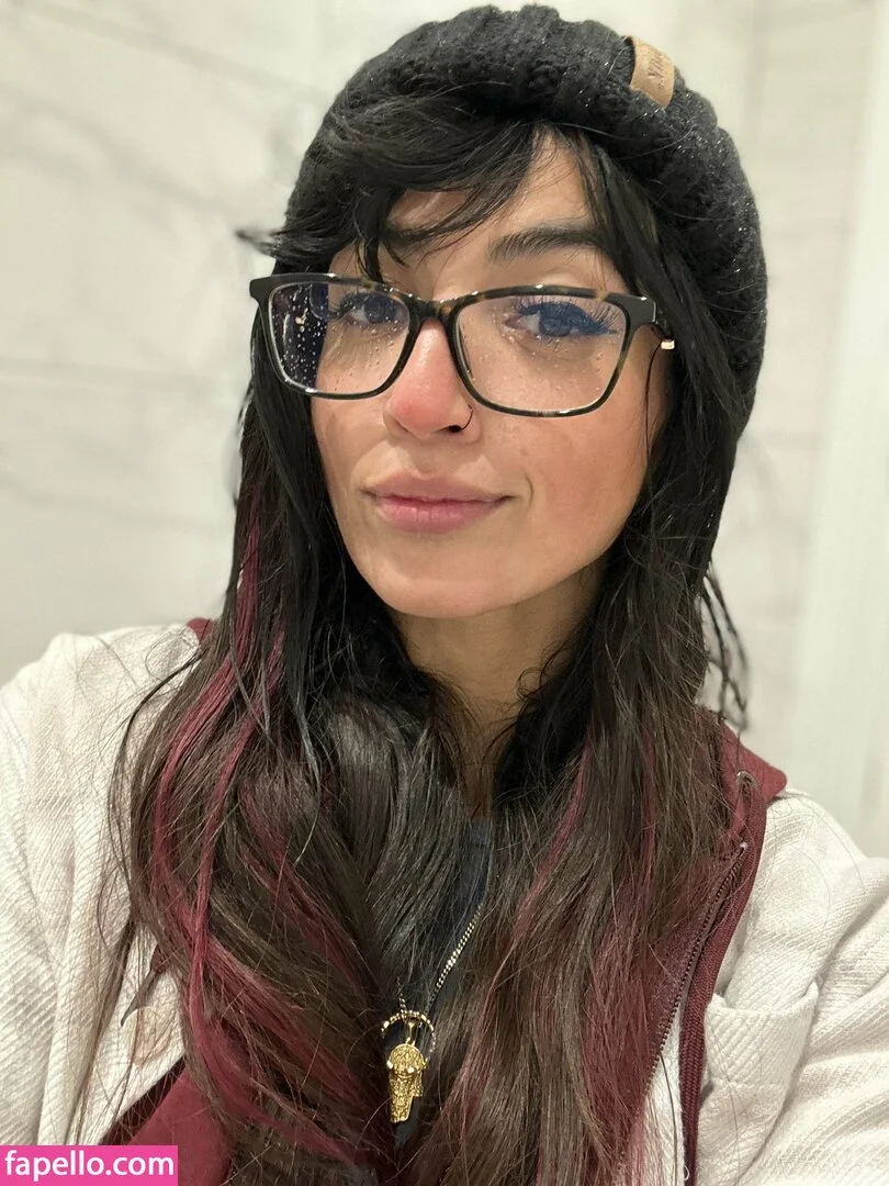 Aaliyah Yasin Onlyfans Photo Gallery 