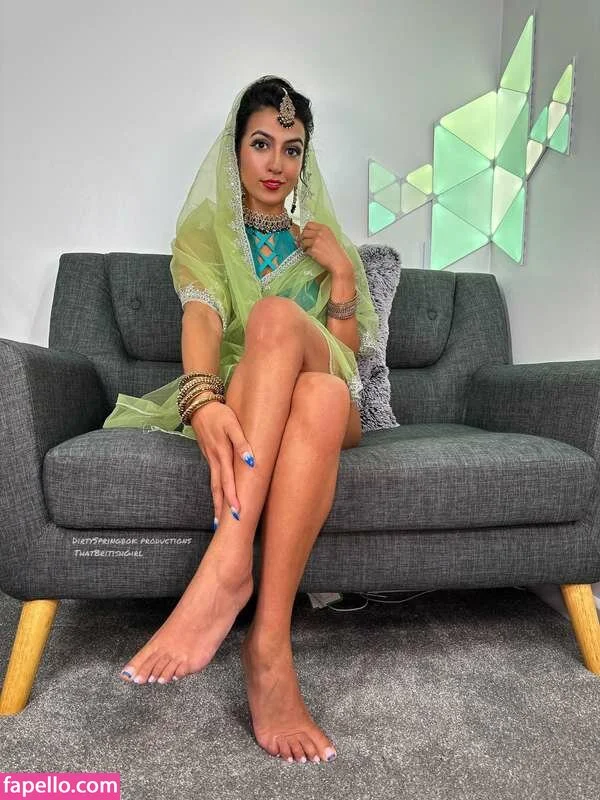 Aaliyah Yasin Onlyfans Photo Gallery 