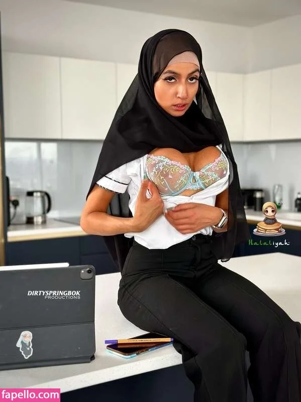 Aaliyah Yasin Onlyfans Photo Gallery 
