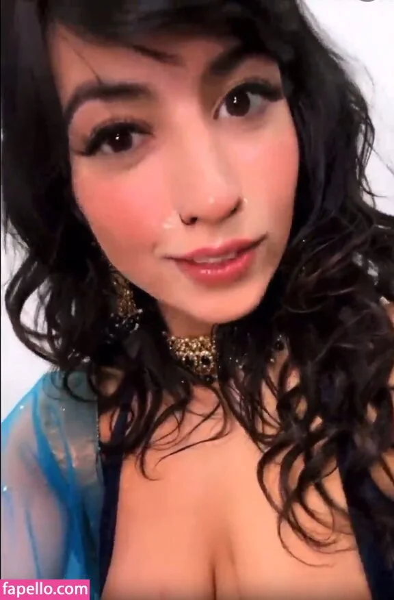 Aaliyah Yasin Onlyfans Photo Gallery 