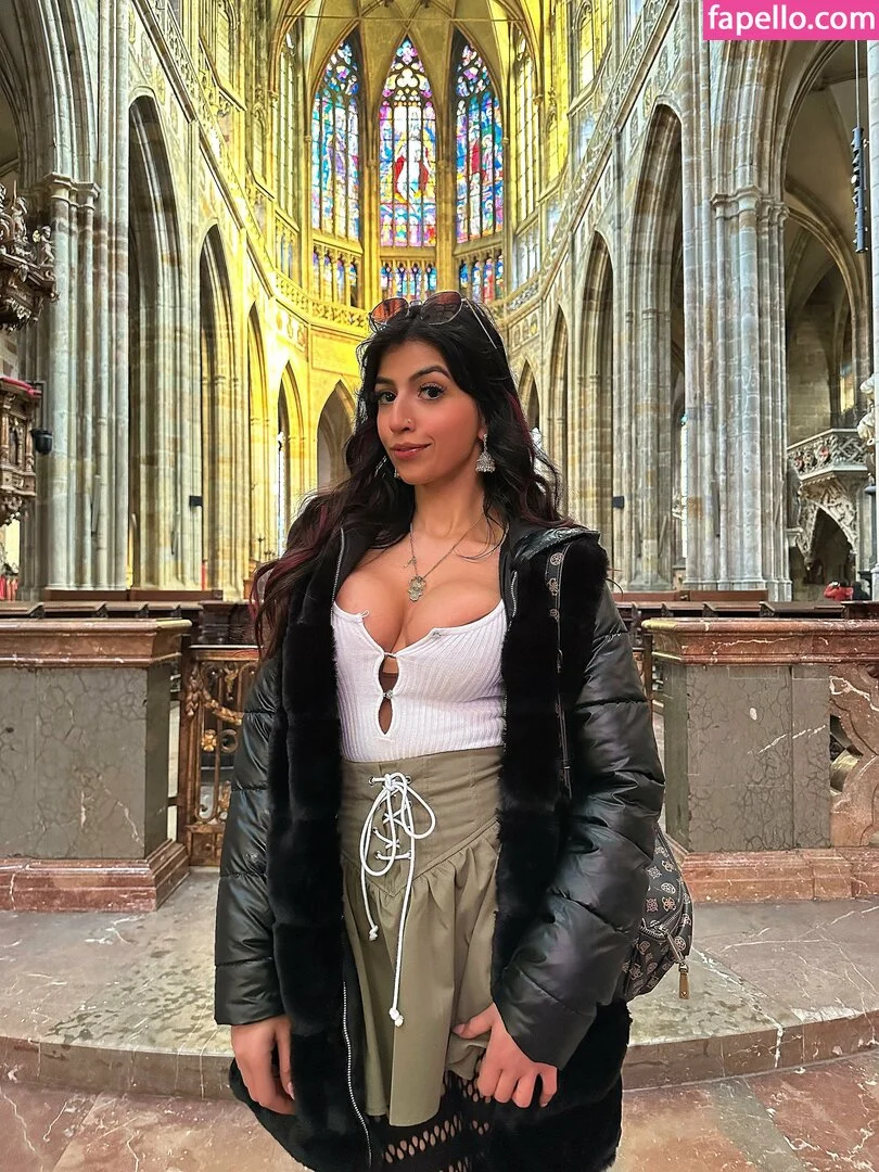 Aaliyah Yasin Onlyfans Photo Gallery 