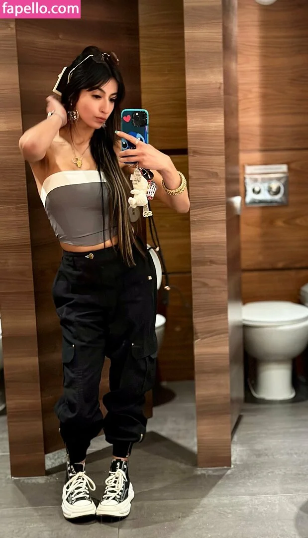 Aaliyah Yasin Onlyfans Photo Gallery 