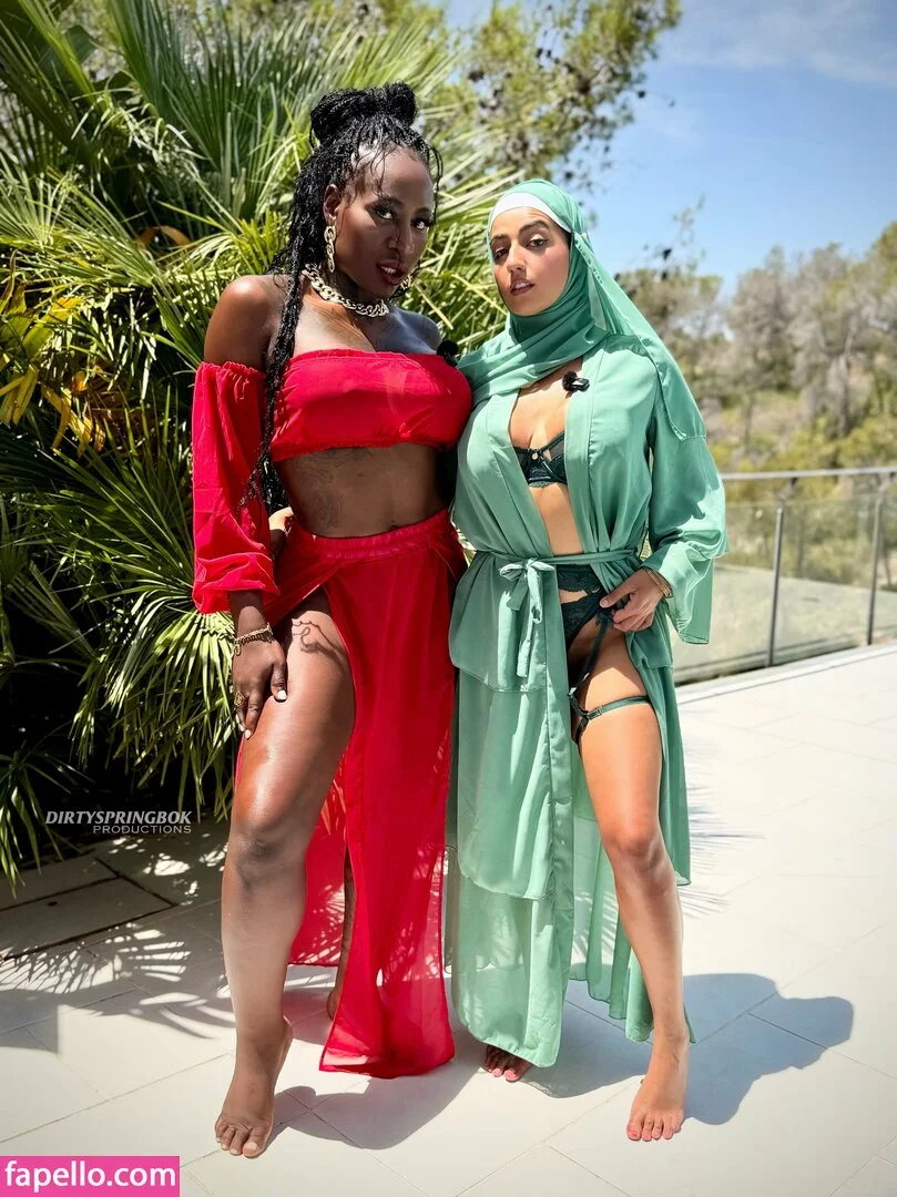 Aaliyah Yasin Onlyfans Photo Gallery 