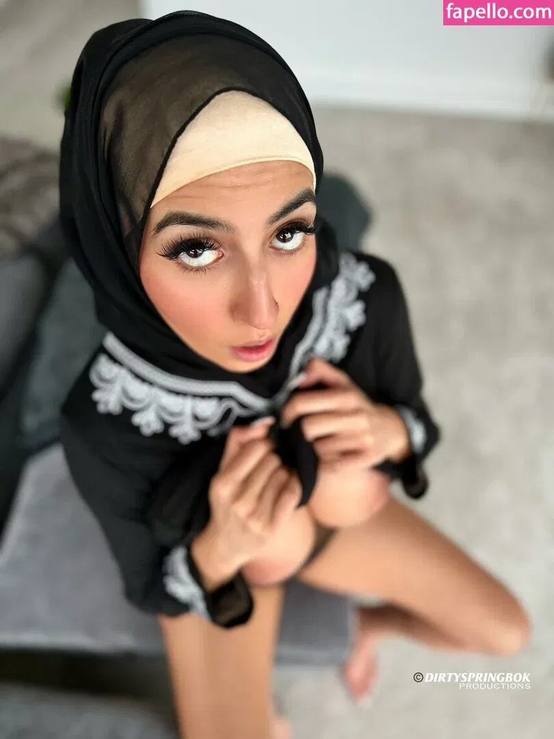 Aaliyah Yasin Onlyfans Photo Gallery 