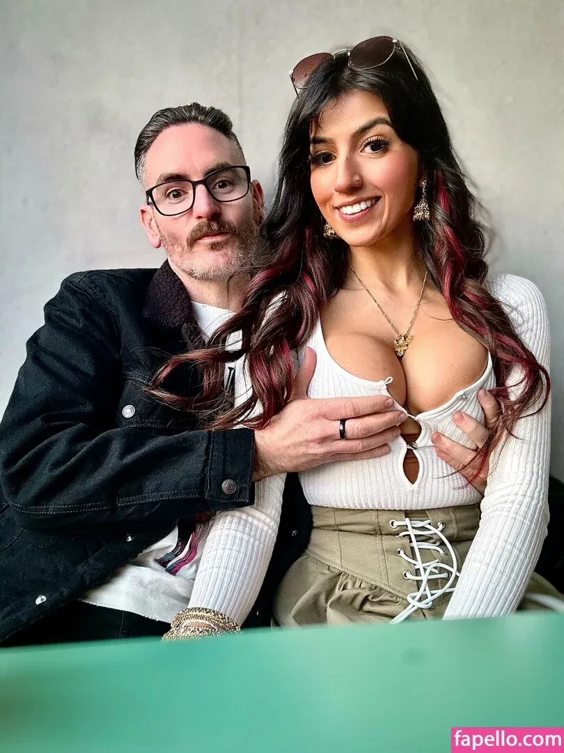 Aaliyah Yasin Onlyfans Photo Gallery 