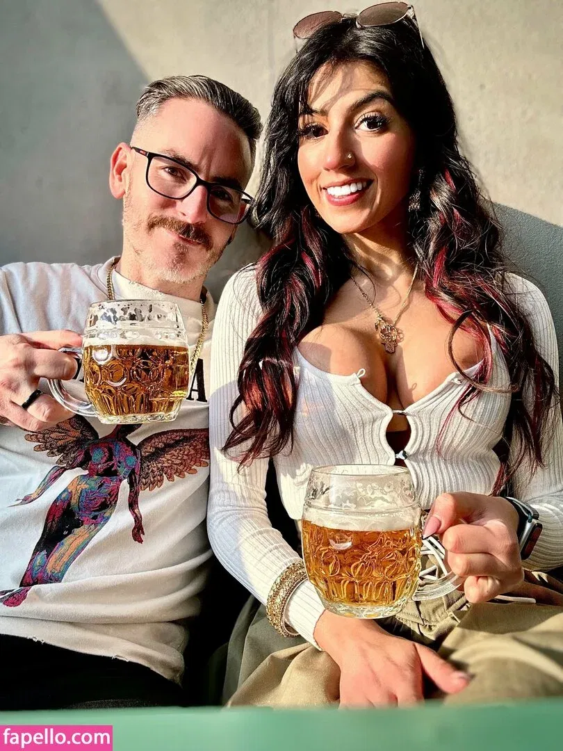 Aaliyah Yasin Onlyfans Photo Gallery 