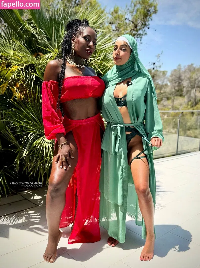 Aaliyah Yasin Onlyfans Photo Gallery 