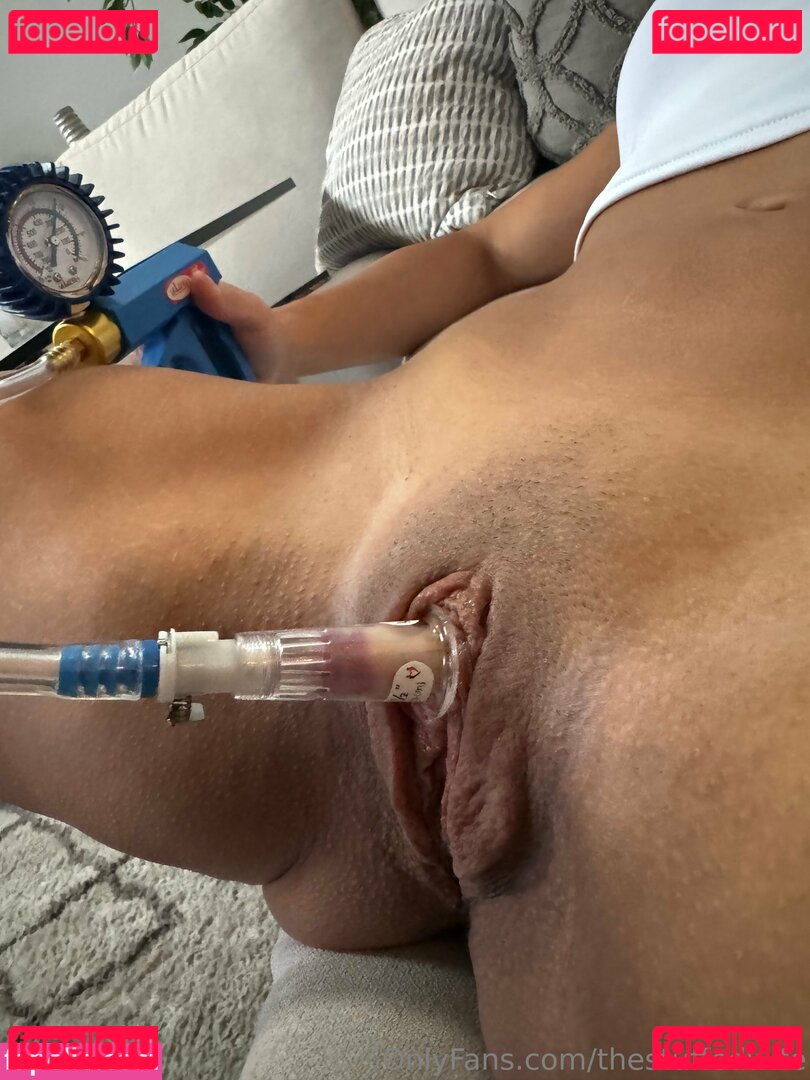 thestuffedwife Nude Onlyfans Photo 17