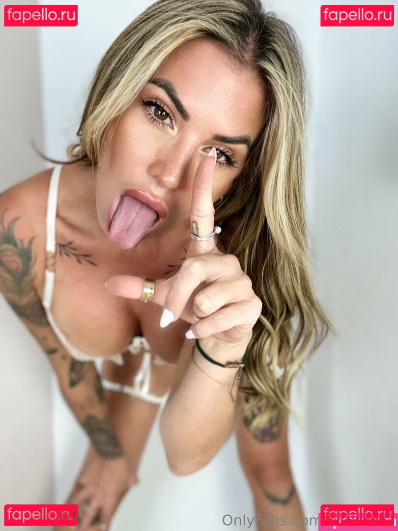 saracoles Nude Onlyfans Photo 10