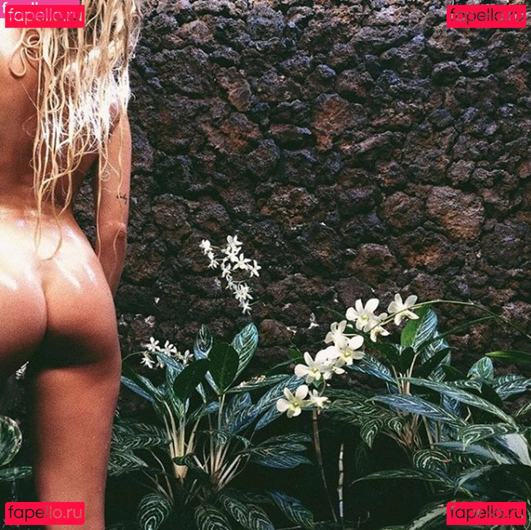Parnevik Nude Onlyfans Photo 4