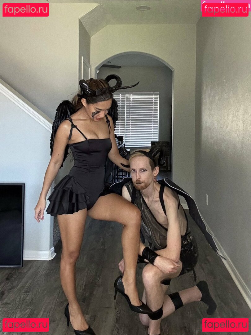 divinerapsing Nude Onlyfans Photo 11