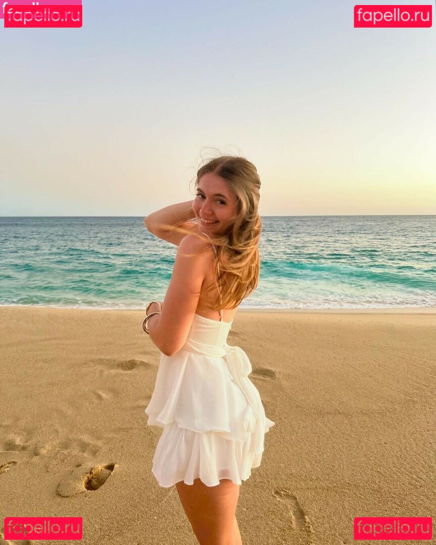 Ella Rene Nude Onlyfans Photo 30
