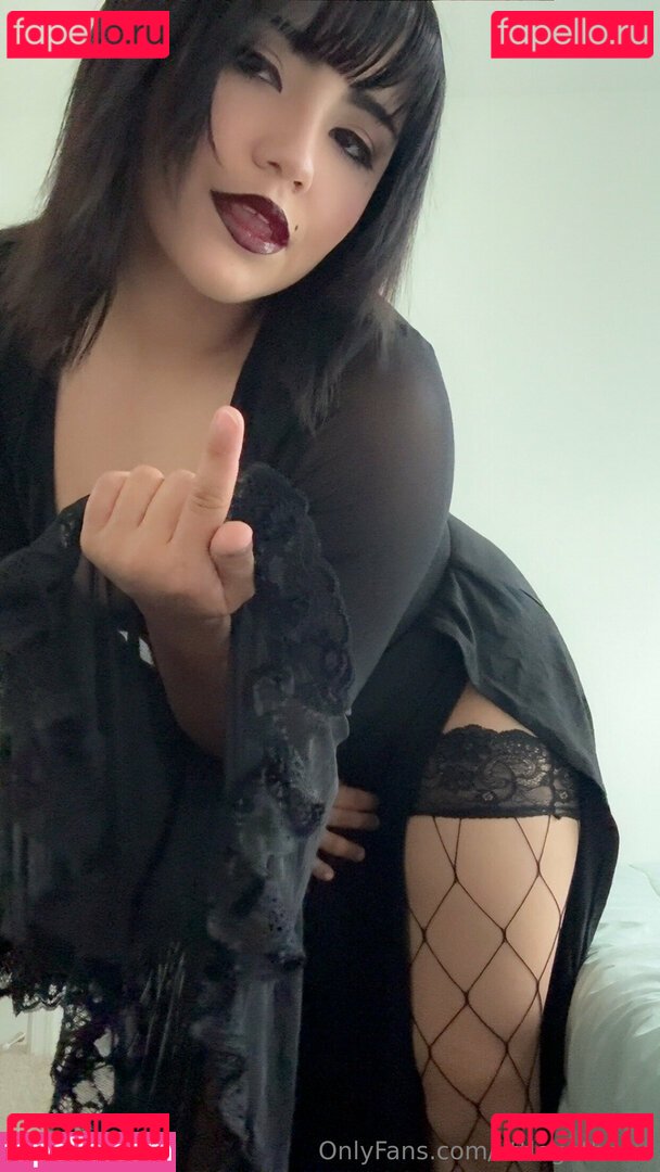 littlegothbird Nude Onlyfans Photo 5