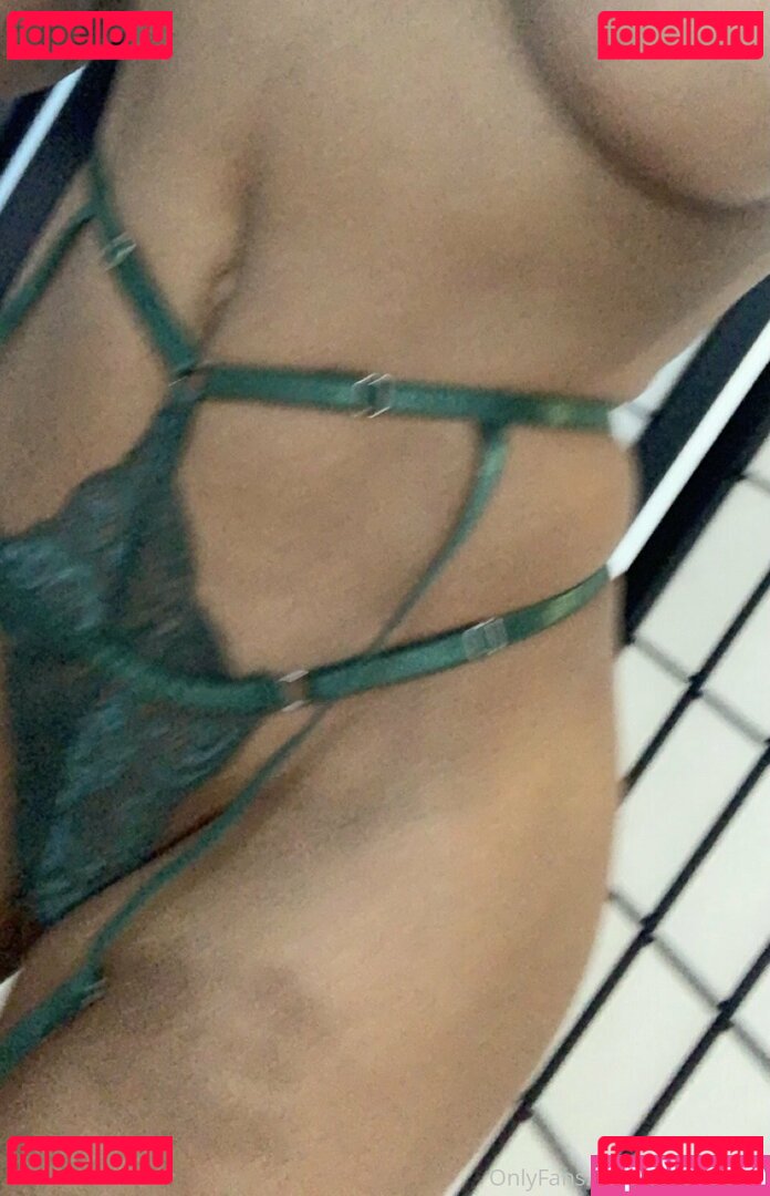 tornjordans Nude Onlyfans Photo 8