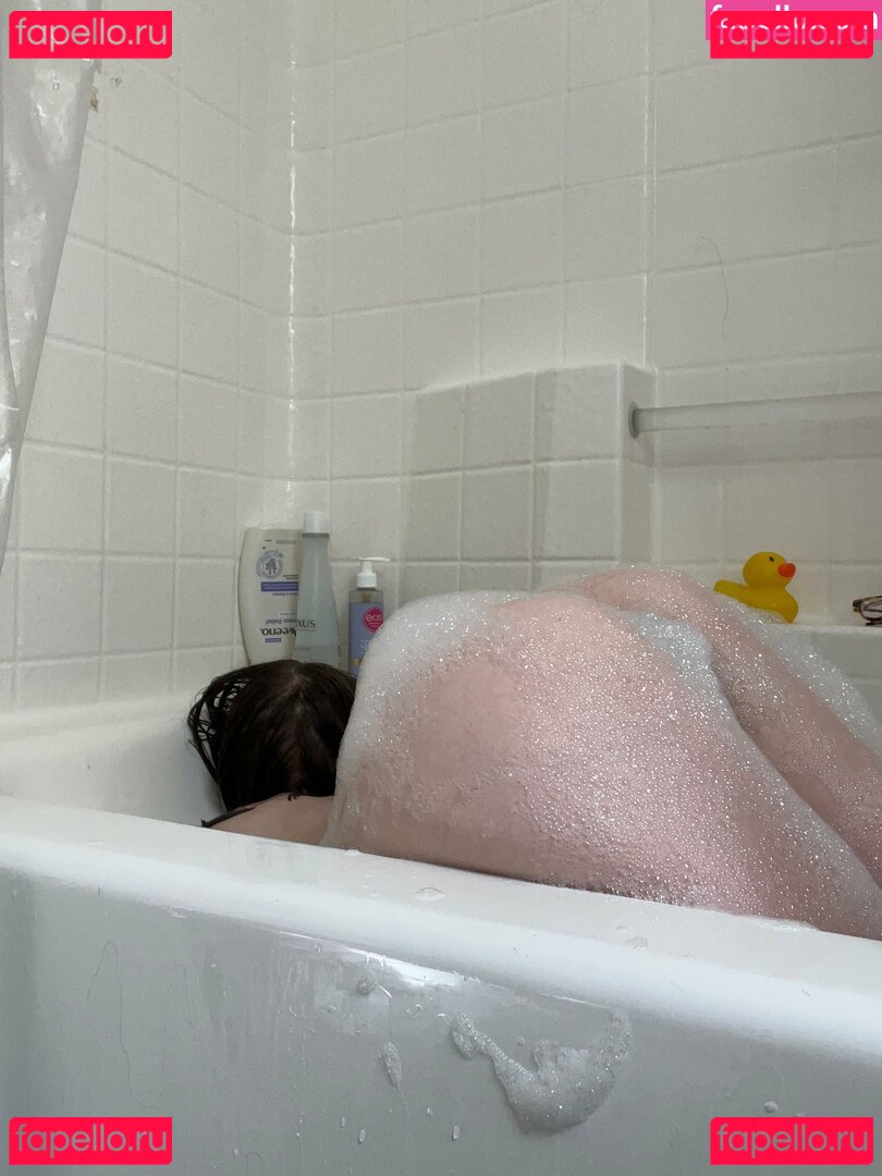 irlkitsune Nude Onlyfans Photo 12
