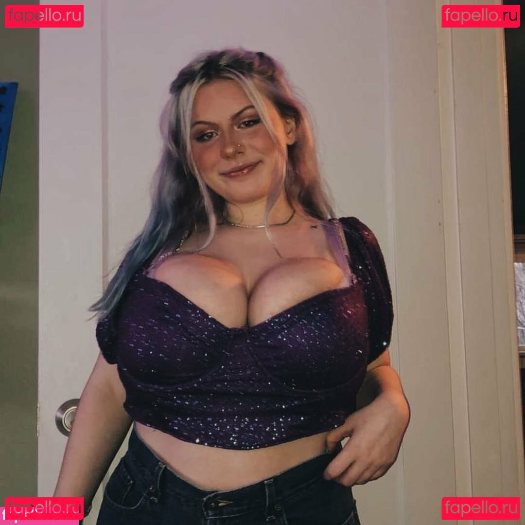 Grace Kivlin Nude Onlyfans Photo 22