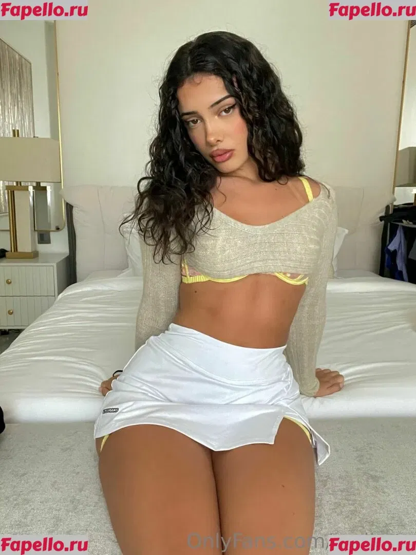 Melimtx Onlyfans Photo Gallery 