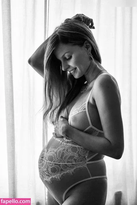 Melimtx Onlyfans Photo Gallery 