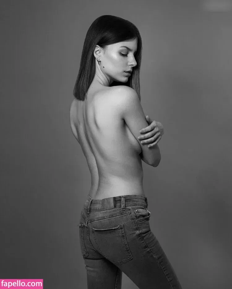 Melimtx Onlyfans Photo Gallery 