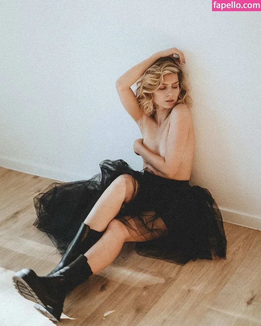 Melimtx Onlyfans Photo Gallery 