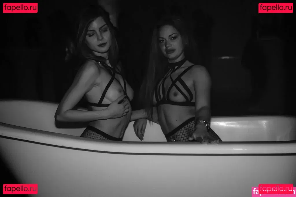 Melimtx Onlyfans Photo Gallery 